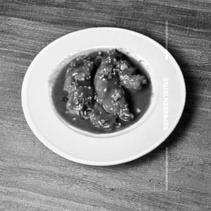 Chicken in Choice of Sauce