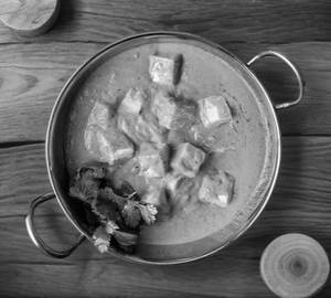 Paneer shahi masala