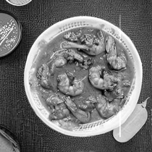 Spicy singapuri style prawns gravy