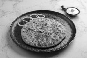 Aloo Pazz Mix Paratha