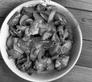 Chilli chicken    [dry]     [8 pieces]