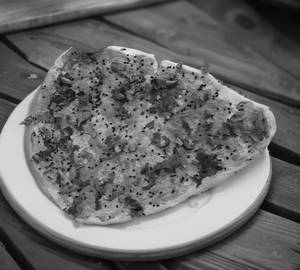Schezwan Naan