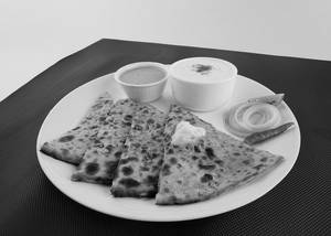 Aloo Pyaz Parantha