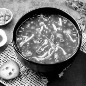 Hot N Sour Chicken Soup