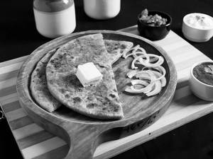 Onion Masala Paratha