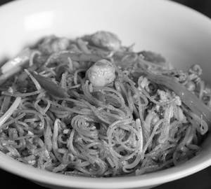 Veg Hakka Noodles