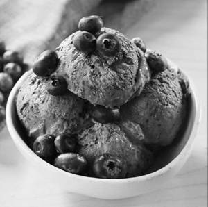 Black Current Ice Cream