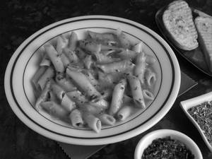 Pasta In 2 Sauces (350G)