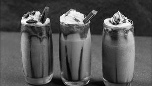 1 Paneer Pizza+ 2garlic Bread With Cheese+ 2 Nutella Brownies+ 2 Kitkat Shake