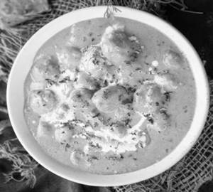 Dum Aloo Banarsi 