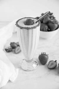 Strawberry Rich Milk Shake