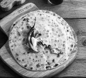 1 Piece Gobi Paratha