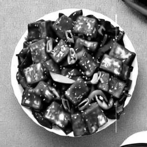 Chilli paneer                                                   