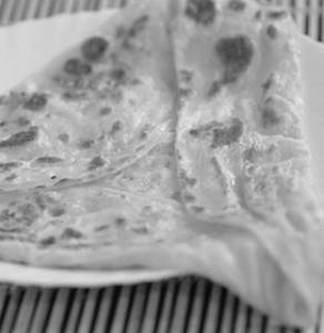 Egg Veechu Parotta