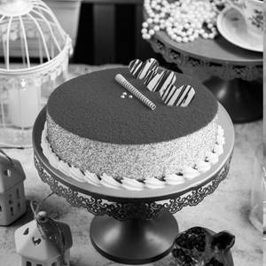 Red Velvet 1 Kg + (1/2 Kg Free)