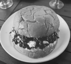 Gulkand bun