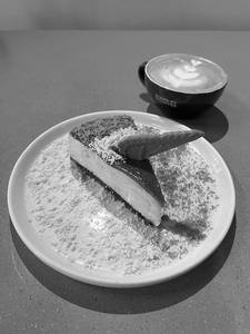 Lotus Biscoff Cheesecake (eggless) + Cappuccino