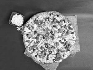 Whole Wheat Spicy Schezwan Chicken Pizza - Large