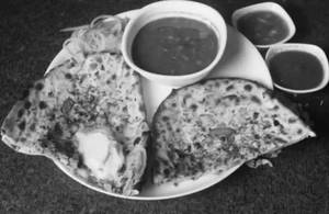 Amritsari Mix Kulcha Witha Chole