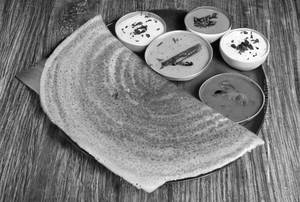 Butter onion dosa