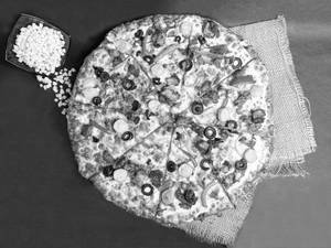 Whole Wheat Non Veg Loaded Chicken Pizza - Large