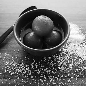 Gulab Jamun (5 Pc)