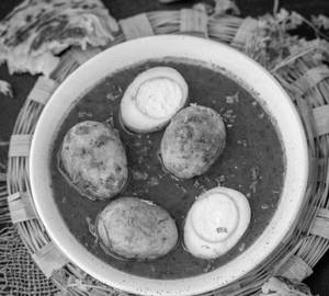 Egg Curry [2 Pieces]