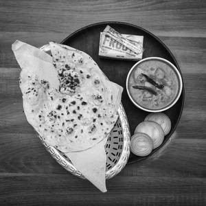 2 Butter Naan + Aloo Dum + Frooti [125 ml]