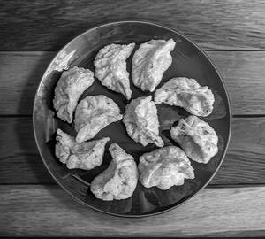 Chicken fried momos [10 pieces]
