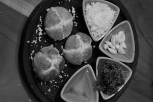 Cheesy Garlic Buns