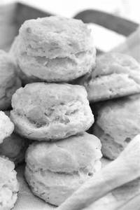 Moon Butter Biscuit [250 Grams]