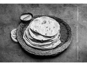 Pyaaz Missi Roti