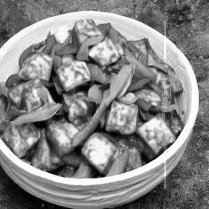 Wok Tossed Paneer Chilly