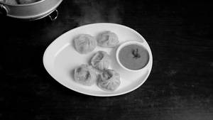 Pork Momo (12 Pcs)