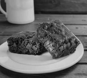 Walnut chocolate brownie