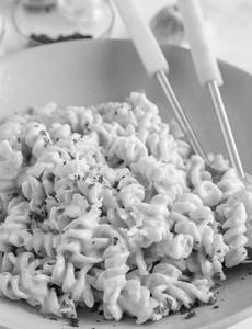 Cheesy Garlic Pasta