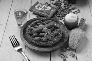 Classic Kit-kat Kunafa