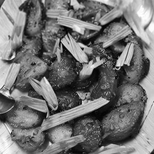 Crispy Potato in Spring Onion