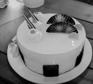Pineapple Cake 500Gm
