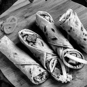 Masala Chaap Roll