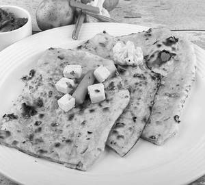 Stuffed Naan [1 Pc]