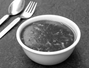 Veg hot and sour soup