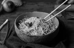 Classic Hakka Noodles