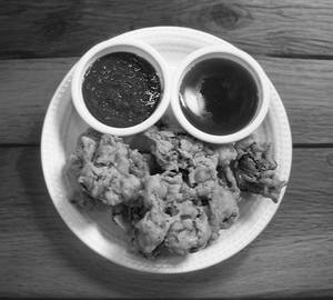 Palak Pakoda with Green Chutney