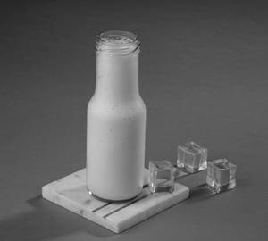 Vanilla milkshake