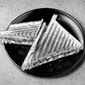 Veg Grill Sandwich White Bread