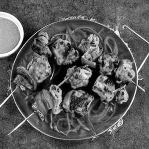 Special Chicken Reshmi Tikka