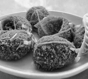 Veg Kurkure Momo