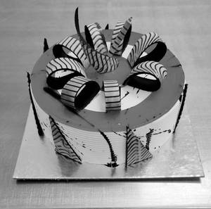 Premium Strawberry Cake