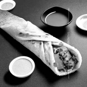 Double Egg Malai Chaap Roll